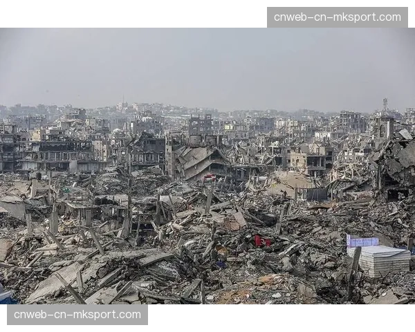 一支社区俱乐部的重生:火灾焚毁主场后,各方援助助其三个月内重返赛场 一支社区俱乐部的重生:火灾焚毁主场后,各方援助助其三个月内重返赛场