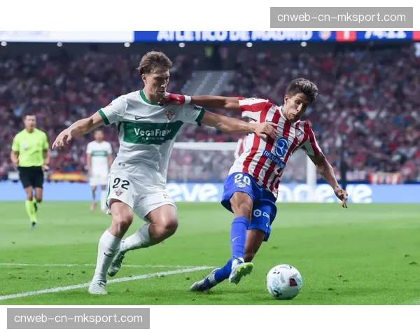 埃尔切1-0击败瓦伦西亚，保级球队集体爆发